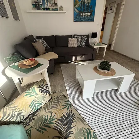 Mezzanave Center Apartment Split