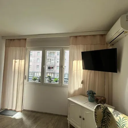 شقة Mezzanave Center سبليت